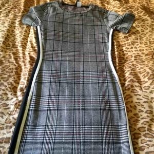 Short sleeve plaid dress